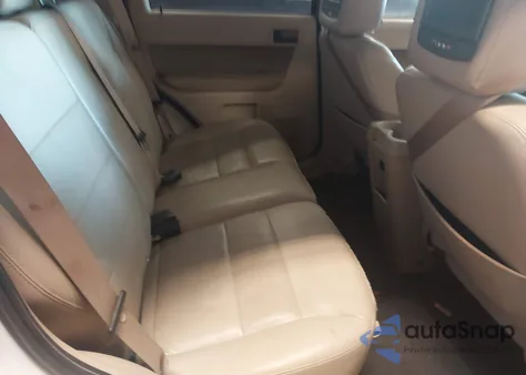 2012 Ford Escape Xlt z USA, uszkodzony, nr VIN 1FMCU9DG3CKA94439